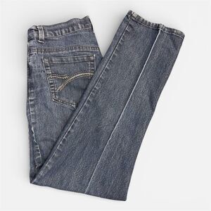 Gloria Vanderbilt Jeans Size 8. Dark Wash.